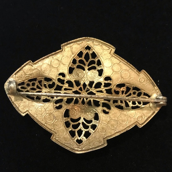 1890’s - 1900’s Ornate Victorian Era Gilt Brooch brass Large Old Clasp Detailed - Picture 3 of 8